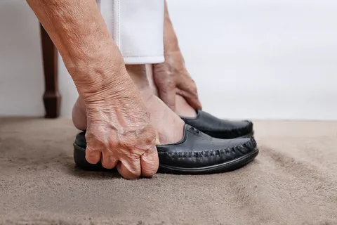 Medical Slippers For Elderly