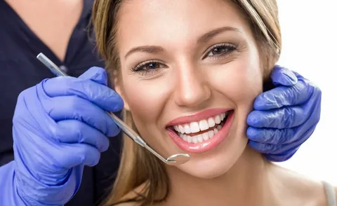 cosmetic dentist Newtown